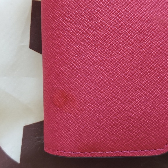 Pink Wallet - Picture 3 of 3